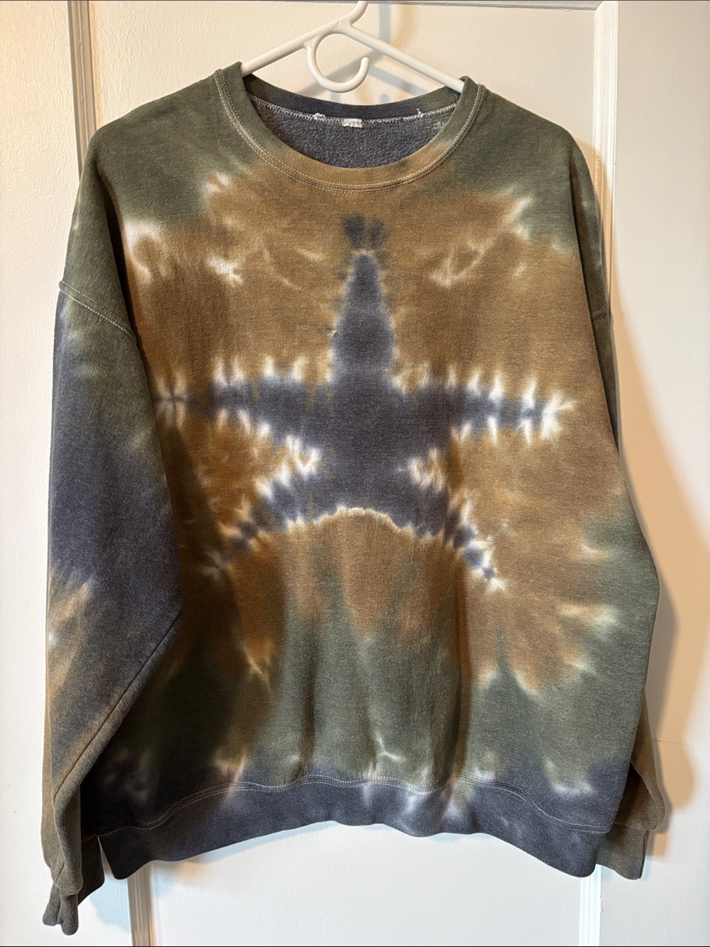 Urban Outfitters Tie-Dye Crewneck Sweatshirt - Olive, Brown & Gray